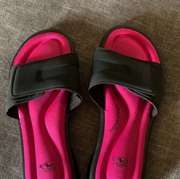 athletic works memory foam slides